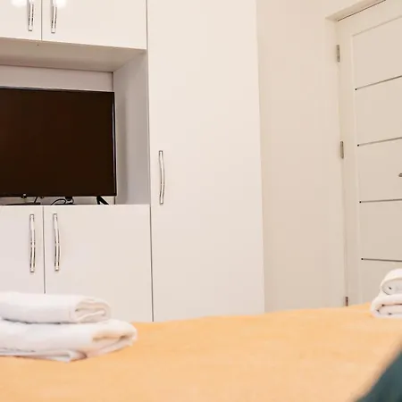 Escape Lounge Apartman *